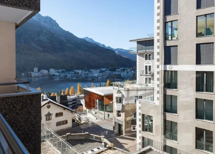 Διαμέρισμα Jaegerstil, 70m2, Zentral, 1 Parkplatz - Re31