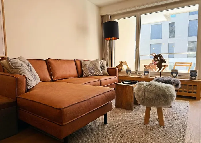 Jägerstil, 70m2, Zentral, 1 Parkplatz - Re31 St. Moritz