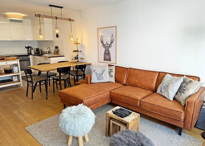 Jägerstil, 70m2, Zentral, 1 Parkplatz - Re31