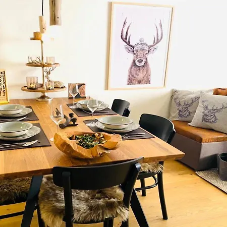 Appartement Jaegerstil, 70m2, Zentral, 1 Parkplatz - Re31 Saint-Moritz